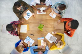 How to Get Your Sales and Marketing Team Aligned on Marketing