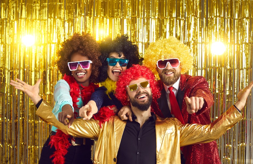 A company theme keeps everyone on the same page and working together. Find out what you need to work on, rally under that theme, and celebrate!